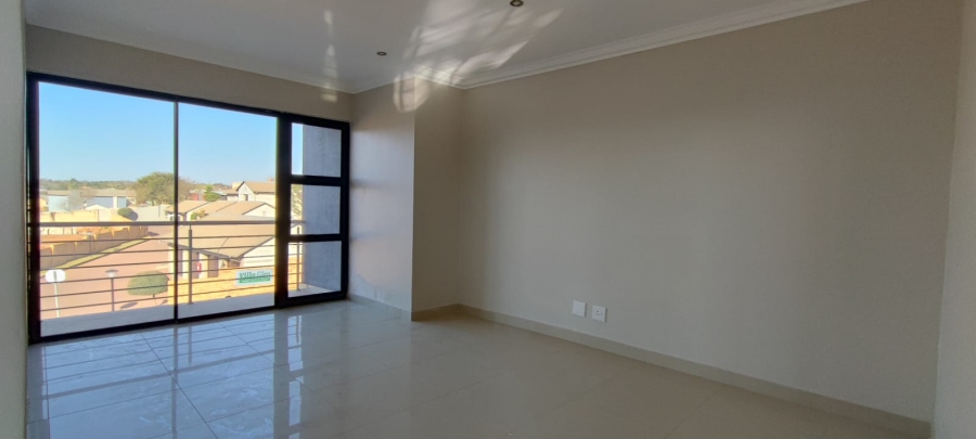 4 Bedroom Property for Sale in Eldoraigne Gauteng