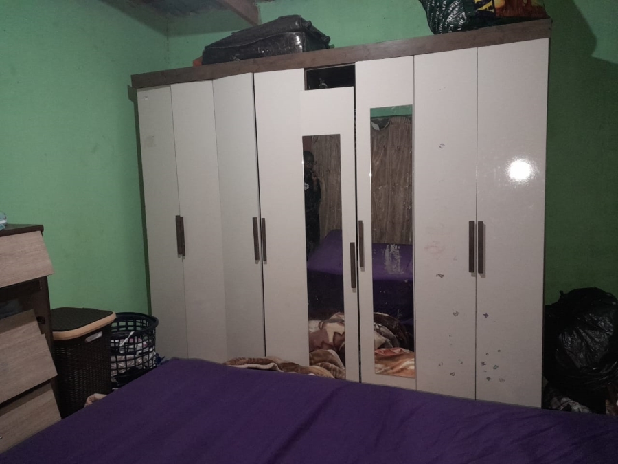 1 Bedroom Property for Sale in Zonkezizwe Gauteng