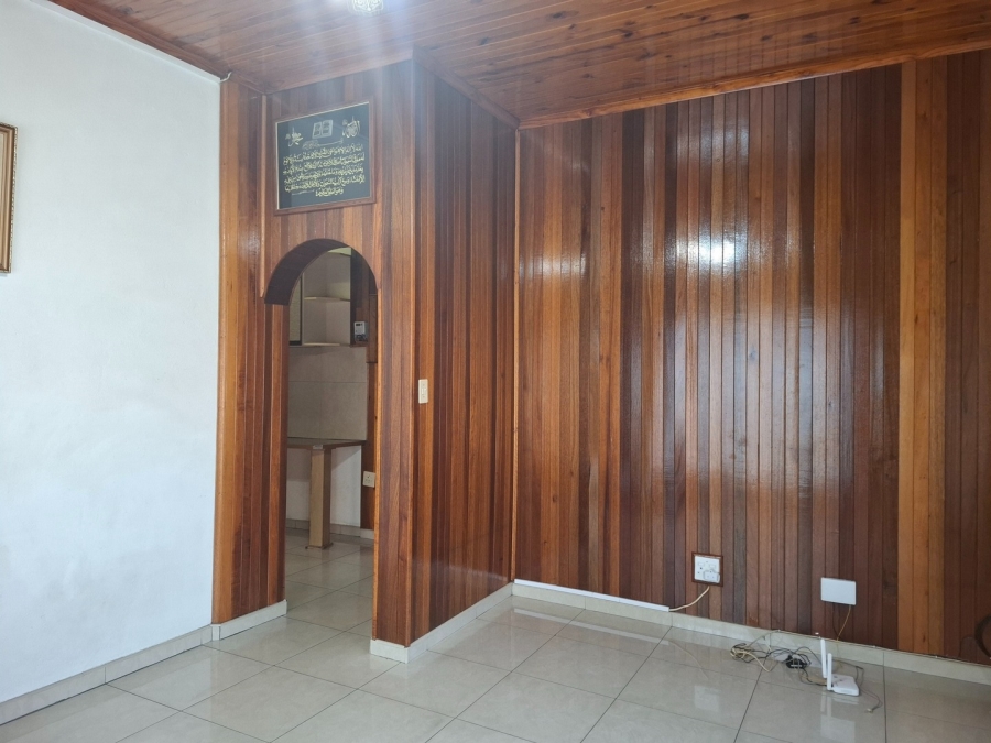 6 Bedroom Property for Sale in Actonville Gauteng