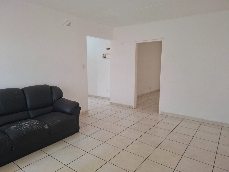 6 Bedroom Property for Sale in Actonville Gauteng