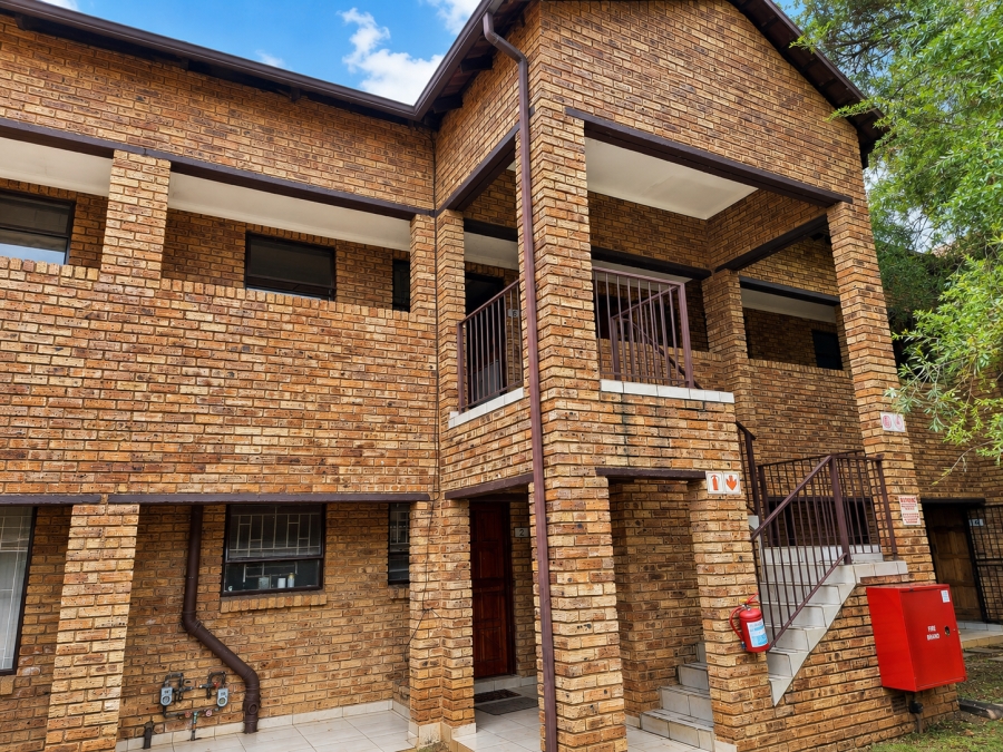 3 Bedroom Property for Sale in Ruimsig Gauteng