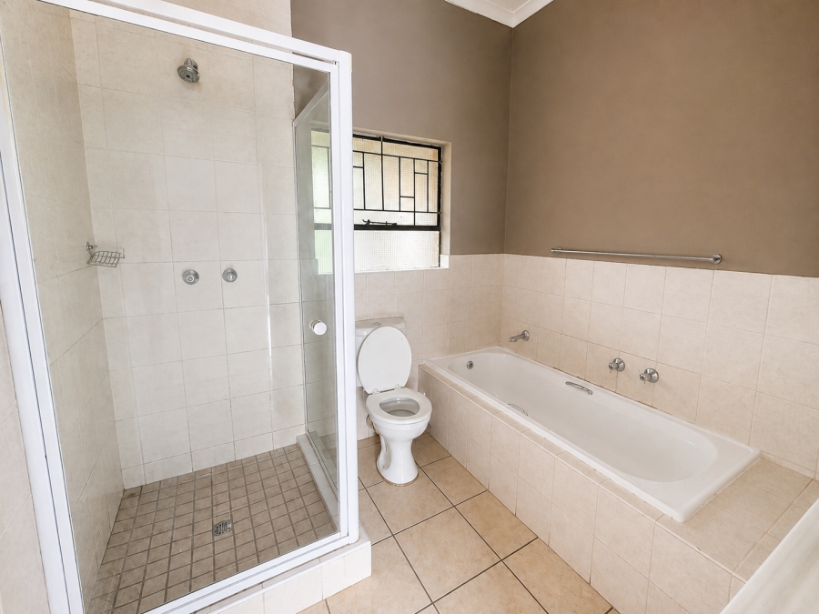 3 Bedroom Property for Sale in Ruimsig Gauteng