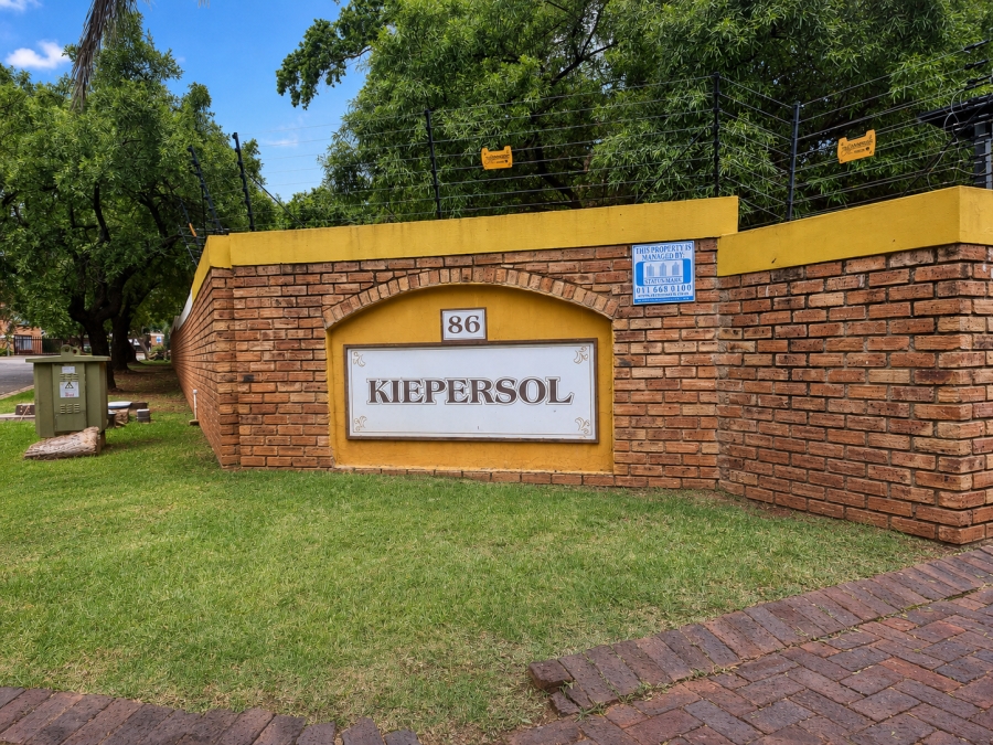 3 Bedroom Property for Sale in Ruimsig Gauteng
