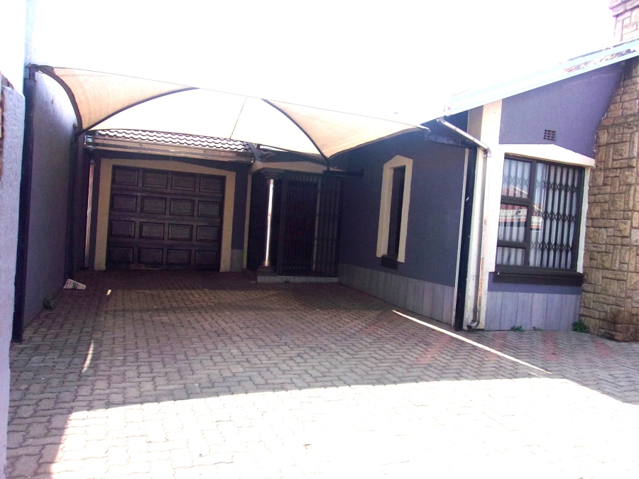 3 Bedroom Property for Sale in Vosloorus Gauteng