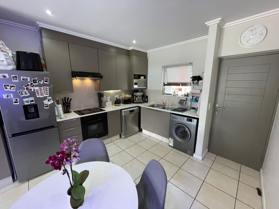To Let 2 Bedroom Property for Rent in Craigavon Gauteng
