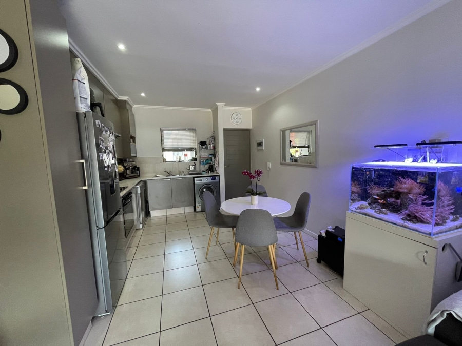 To Let 2 Bedroom Property for Rent in Craigavon Gauteng