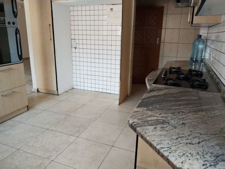 8 Bedroom Property for Sale in Booysens Gauteng