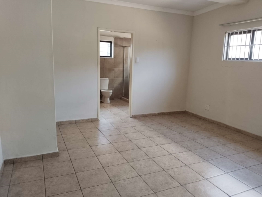 8 Bedroom Property for Sale in Booysens Gauteng
