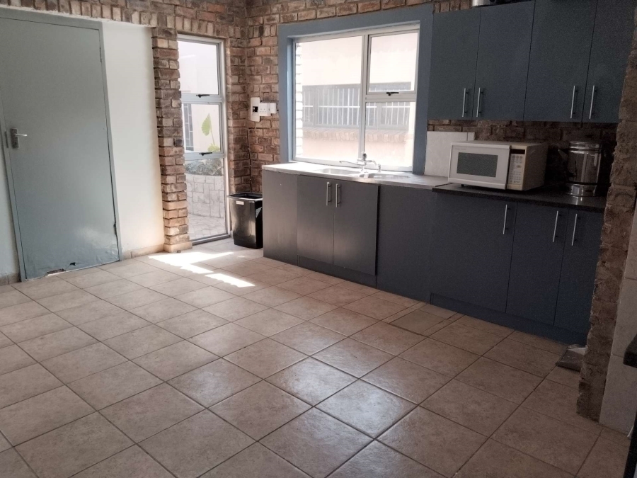 8 Bedroom Property for Sale in Booysens Gauteng