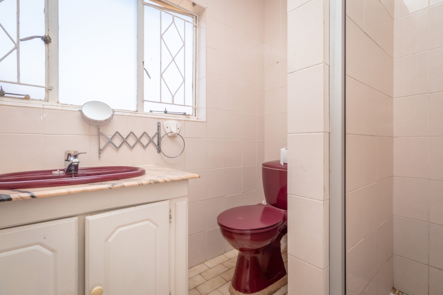 To Let 4 Bedroom Property for Rent in Wilro Park Gauteng