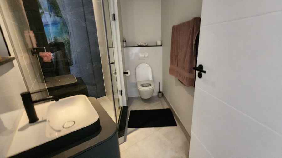 To Let 0 Bedroom Property for Rent in Waterfall Gauteng