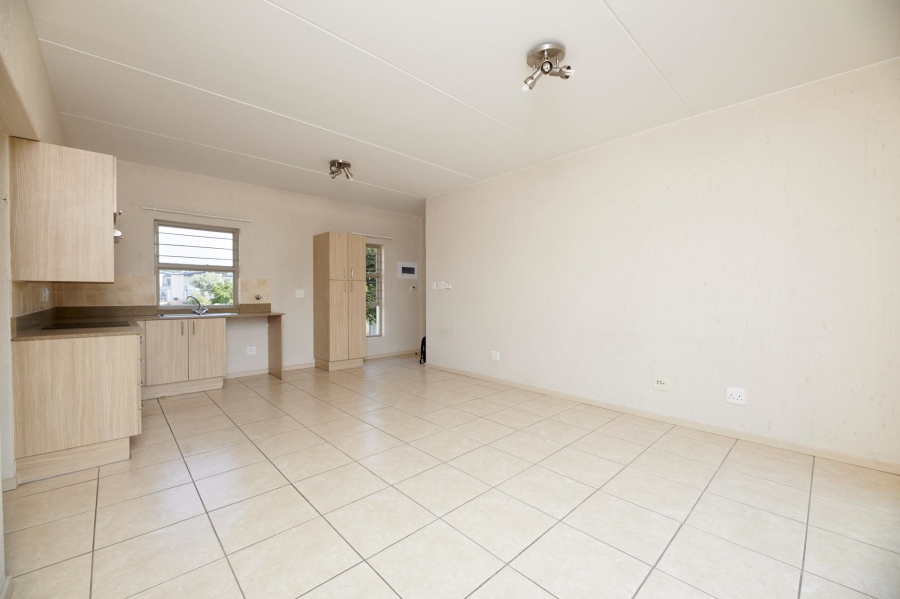 2 Bedroom Property for Sale in Lonehill Gauteng