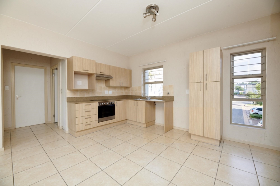 2 Bedroom Property for Sale in Lonehill Gauteng