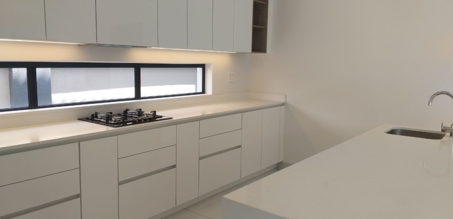 4 Bedroom Property for Sale in La Como Lifestyle Estate Gauteng