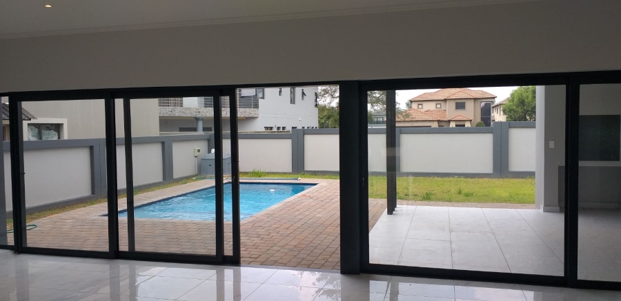 4 Bedroom Property for Sale in La Como Lifestyle Estate Gauteng