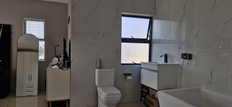 4 Bedroom Property for Sale in Savannah Country Estate Gauteng