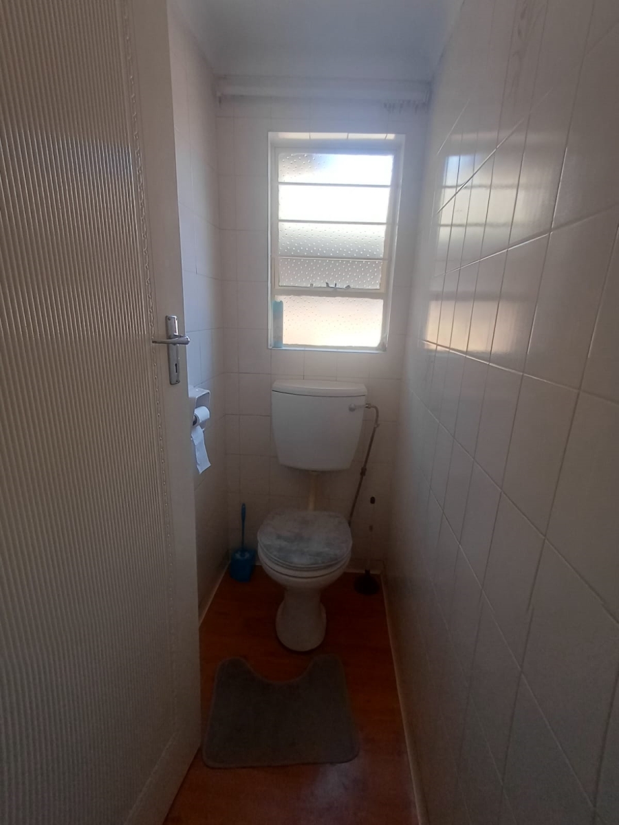 2 Bedroom Property for Sale in Lindhaven Gauteng