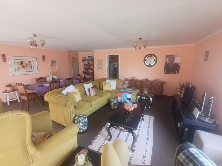 2 Bedroom Property for Sale in Lindhaven Gauteng