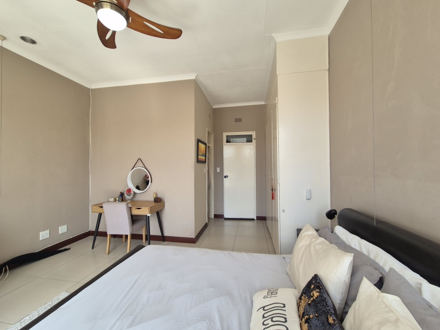 2 Bedroom Property for Sale in St Andrews Gauteng
