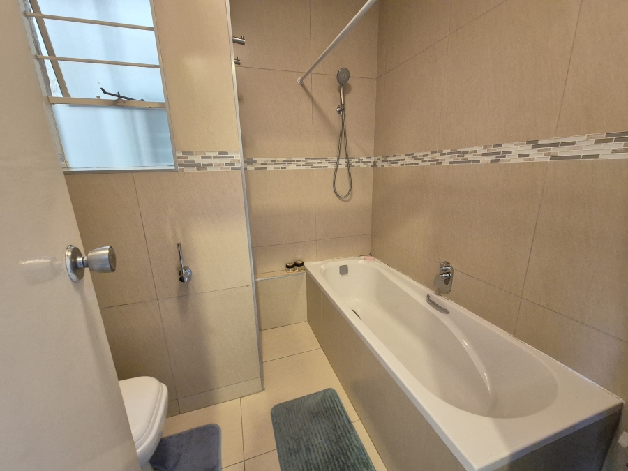 2 Bedroom Property for Sale in St Andrews Gauteng