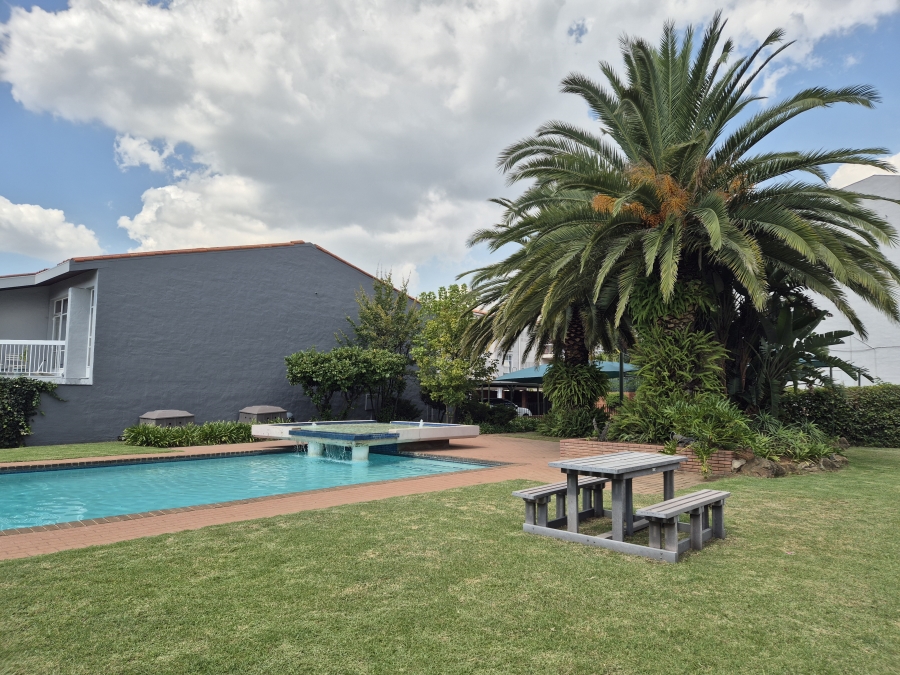 2 Bedroom Property for Sale in St Andrews Gauteng