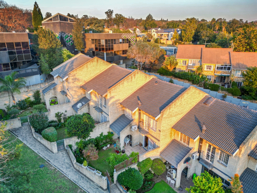 3 Bedroom Property for Sale in Morningside Manor Gauteng