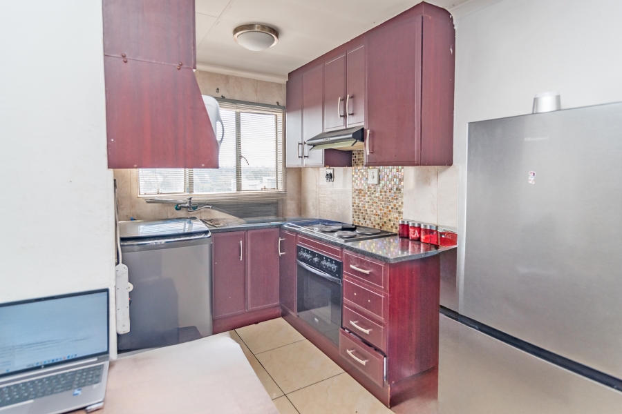 2 Bedroom Property for Sale in Fleurhof Gauteng