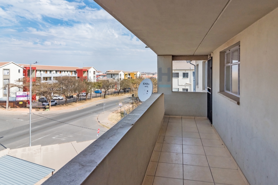 2 Bedroom Property for Sale in Fleurhof Gauteng