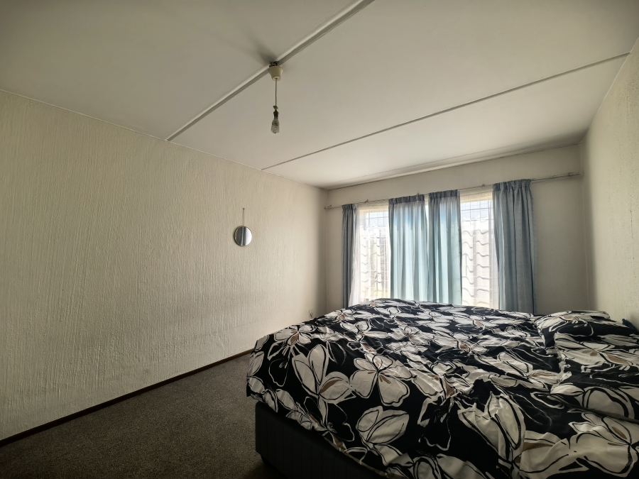 2 Bedroom Property for Sale in Ferndale Gauteng