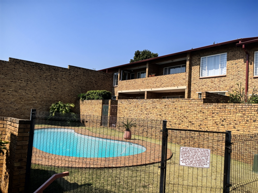 2 Bedroom Property for Sale in Ferndale Gauteng