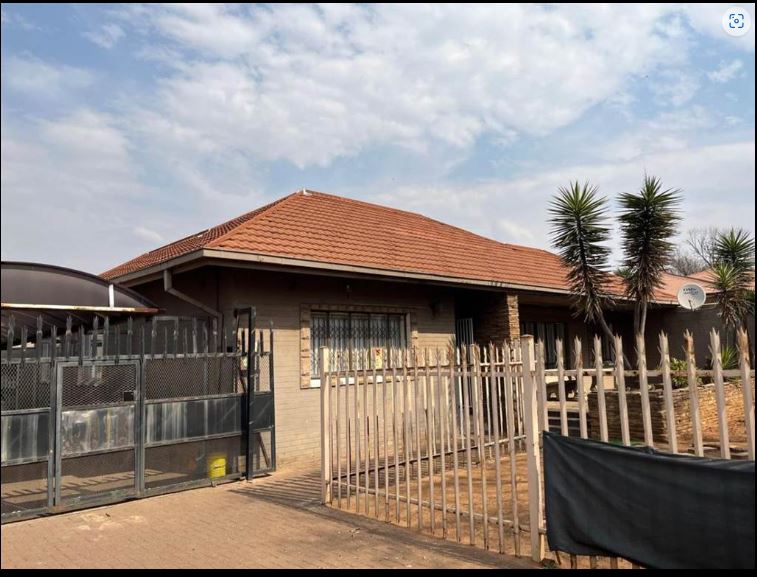 3 Bedroom Property for Sale in Vanderbijlpark CW 3 Gauteng