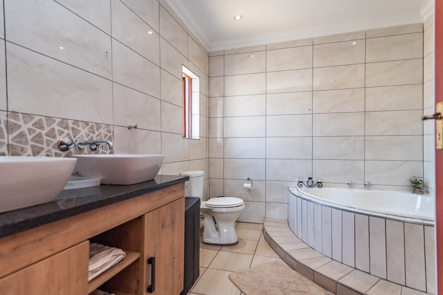 3 Bedroom Property for Sale in Chancliff Ridge Gauteng