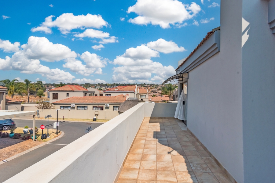 3 Bedroom Property for Sale in Chancliff Ridge Gauteng