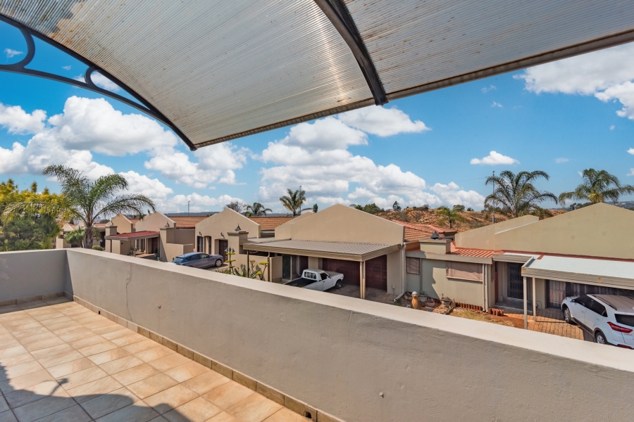 3 Bedroom Property for Sale in Chancliff Ridge Gauteng