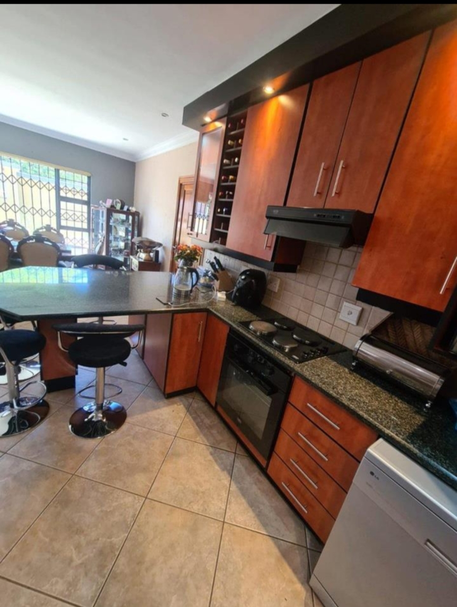 4 Bedroom Property for Sale in Vanderbijlpark SE 2 Gauteng