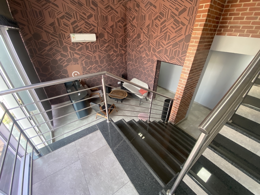 To Let Commercial Property for Rent in Knoppieslaagte Gauteng