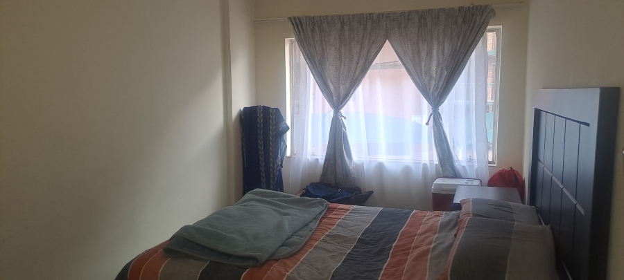 2 Bedroom Property for Sale in Die Hoewes Gauteng