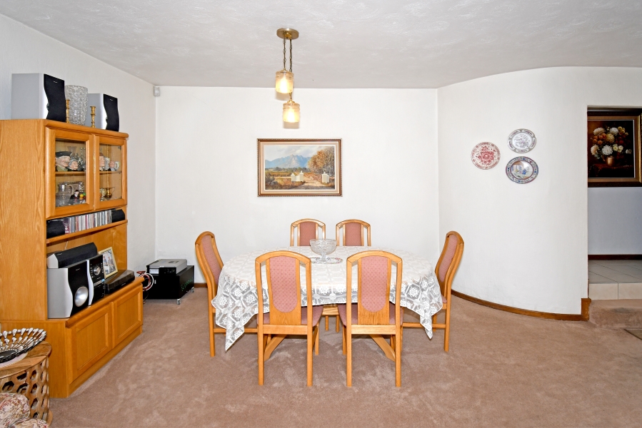 3 Bedroom Property for Sale in Corlett Gardens Gauteng