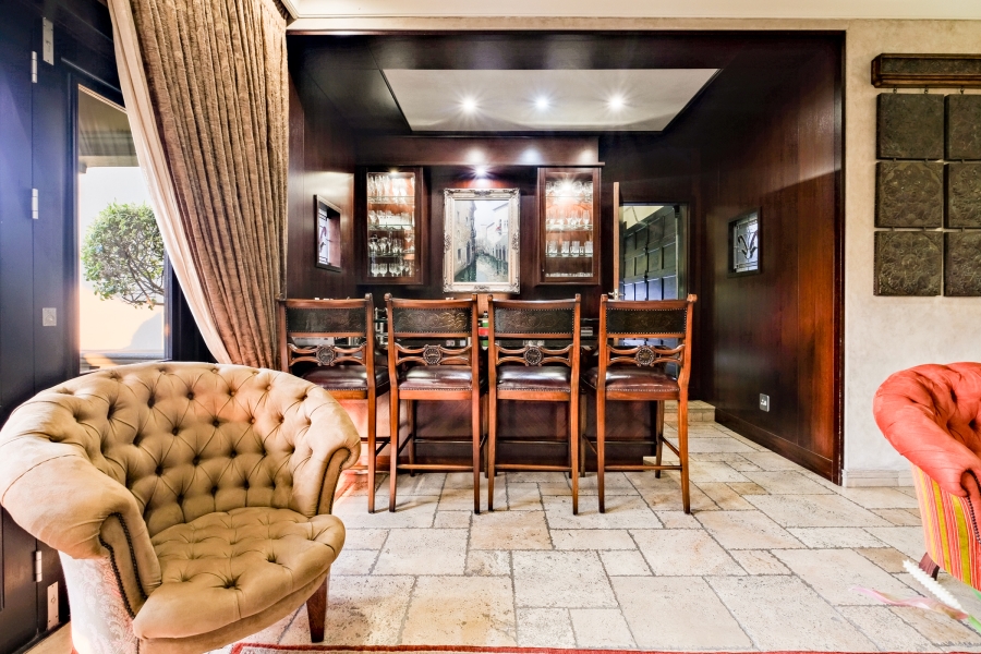 5 Bedroom Property for Sale in Bryanston Gauteng