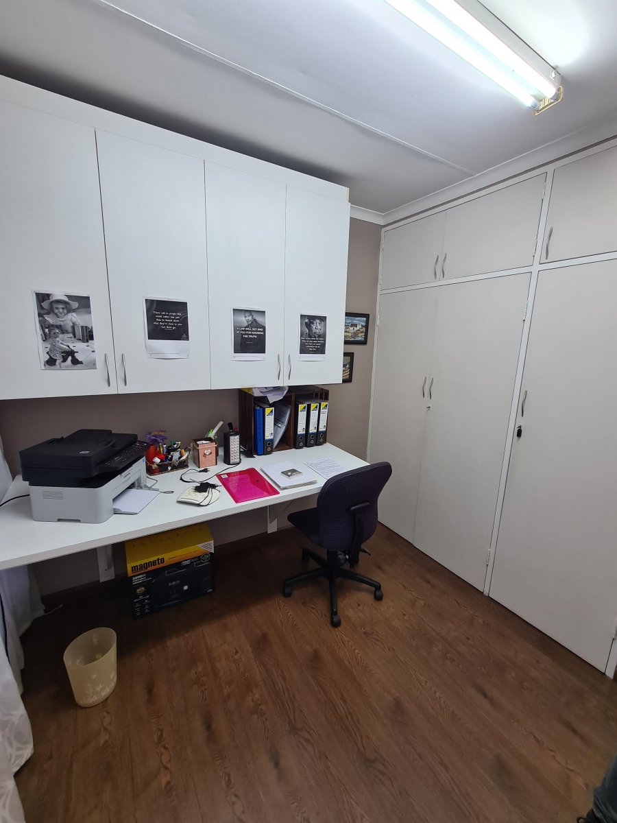 3 Bedroom Property for Sale in Vanderbijlpark SE 2 Gauteng