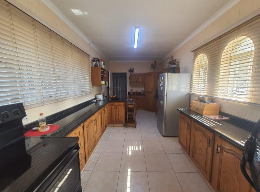 3 Bedroom Property for Sale in Vanderbijlpark SE 2 Gauteng