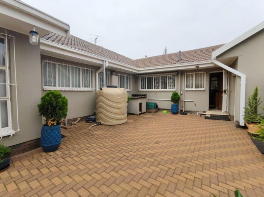 3 Bedroom Property for Sale in Vanderbijlpark SE 2 Gauteng