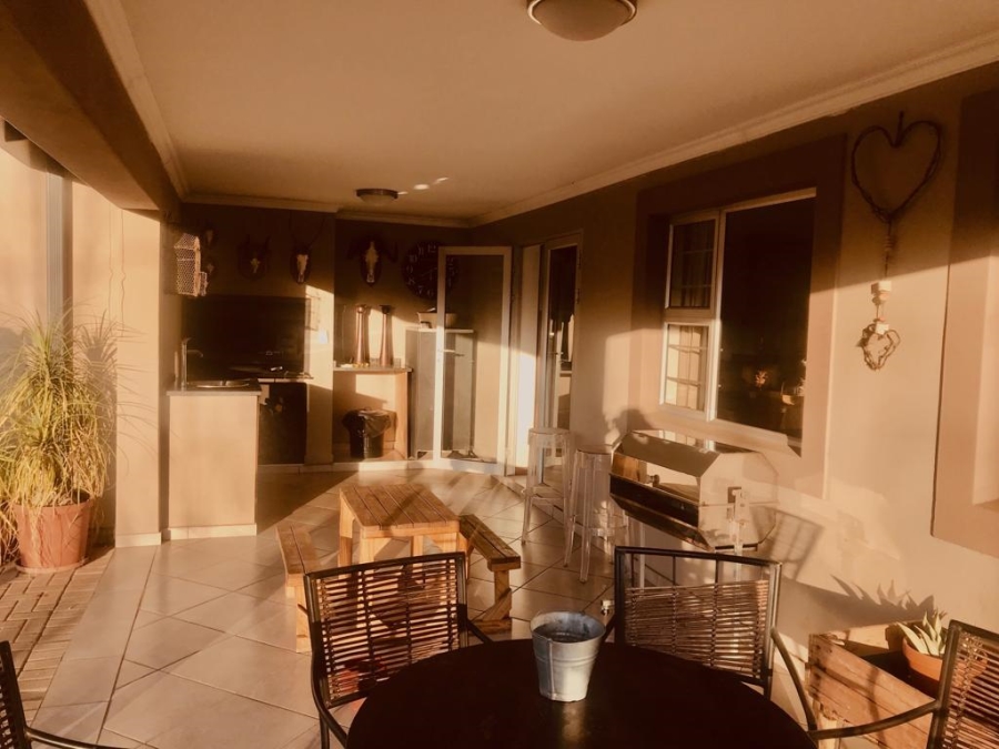 3 Bedroom Property for Sale in Vanderbijlpark SE 8 Gauteng