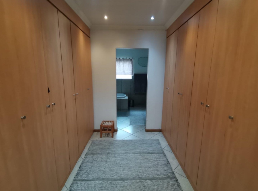 3 Bedroom Property for Sale in Vanderbijlpark SE 8 Gauteng