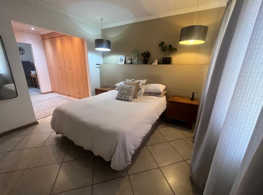 3 Bedroom Property for Sale in Vanderbijlpark SE 8 Gauteng