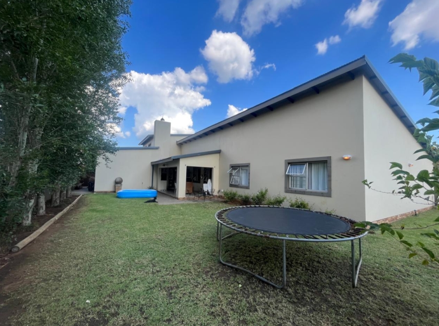 3 Bedroom Property for Sale in Vanderbijlpark SE 8 Gauteng