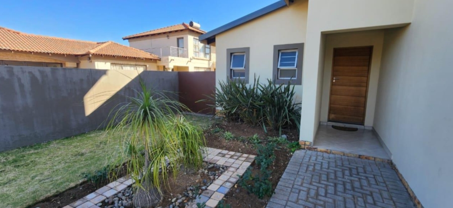 3 Bedroom Property for Sale in Vanderbijlpark SE 8 Gauteng