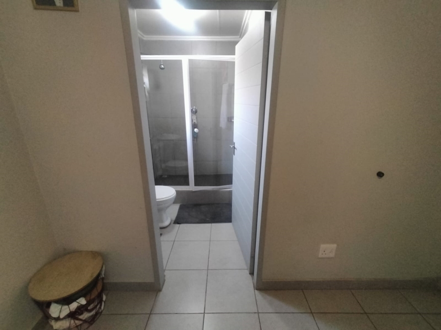 3 Bedroom Property for Sale in Protea Glen Gauteng