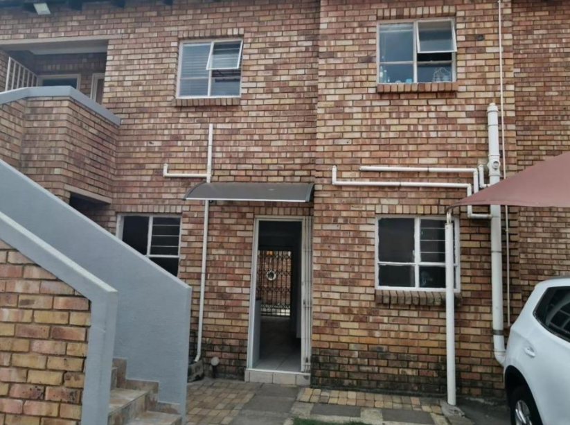 2 Bedroom Property for Sale in Liefde en Vrede Gauteng