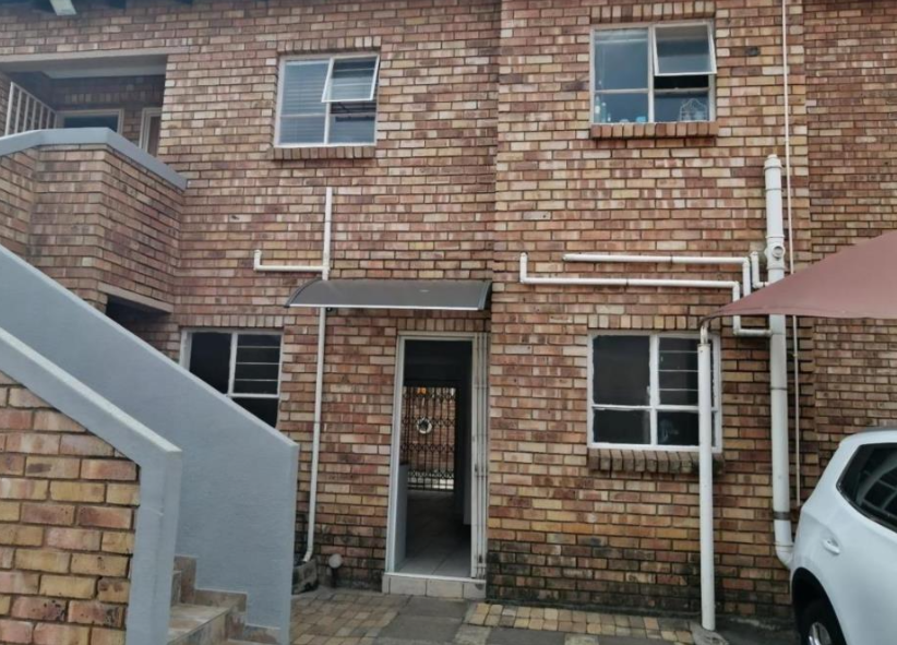 2 Bedroom Property for Sale in Liefde en Vrede Gauteng